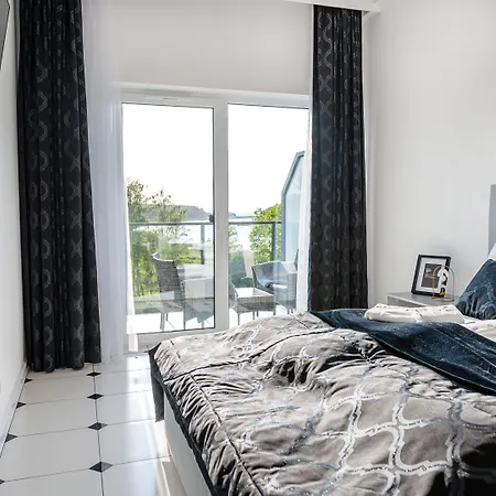 Overlooking The River, Sauna, דירה Dziwnów