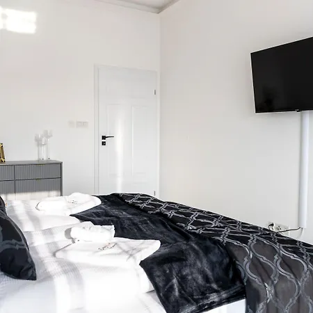 דירה Overlooking The River, Sauna, Dziwnów