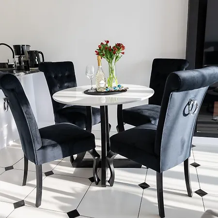 Overlooking The River, Sauna, דירה *