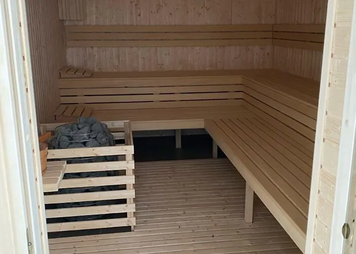 Apartman Overlooking The River, Sauna,